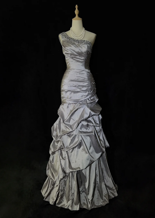 Gorgeous Sheath Gray Long Prom Dresses One-shoulder Satin Evening Dresses Sleeveless Gray Party Dresses ED05439