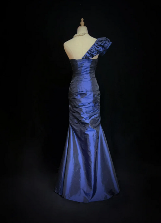 Gorgeous Mermaid Blue Long Prom Dresses One-shoulder Satin Evening Dresses Sleeveless Blue Party Dresses ED05440