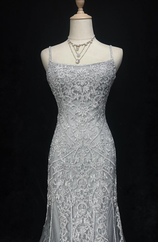 Glam Mermaid Gray Long Prom Dresses Spaghetti Straps Tulle Applique Evening Dresses Sleeveless Gray Formal Dresses ED05441