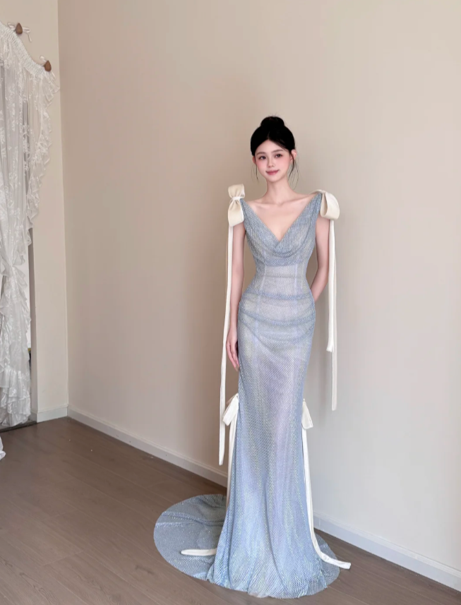 Elegant Mermaid Blue Long Prom Dresses V-neck Blue Birthday Dresses Tulle Sleeveless Evening Dresses ED05463