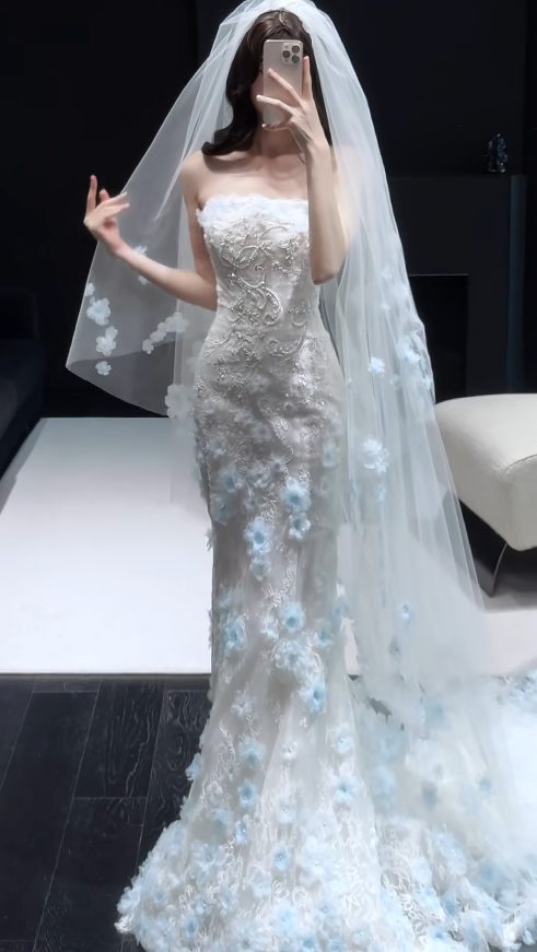 Luxury Strapless Mermaid Long Wedding Dresses Lace Appliques White Bridal Gowns Sleeveless Bridal Dresses ED05492