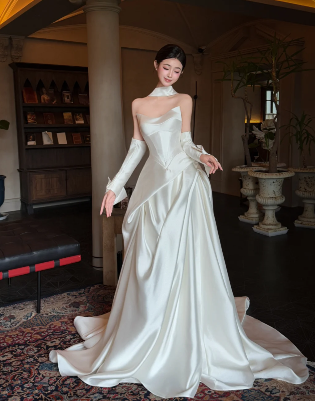 Timeless Strapless A-Line Long Wedding Dresses Satin White Bridal Gowns Sleeveless Bridal Dresses ED05496