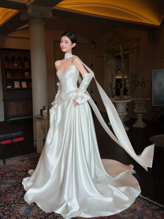 Timeless Strapless A-Line Long Wedding Dresses Satin White Bridal Gowns Sleeveless Bridal Dresses ED05496