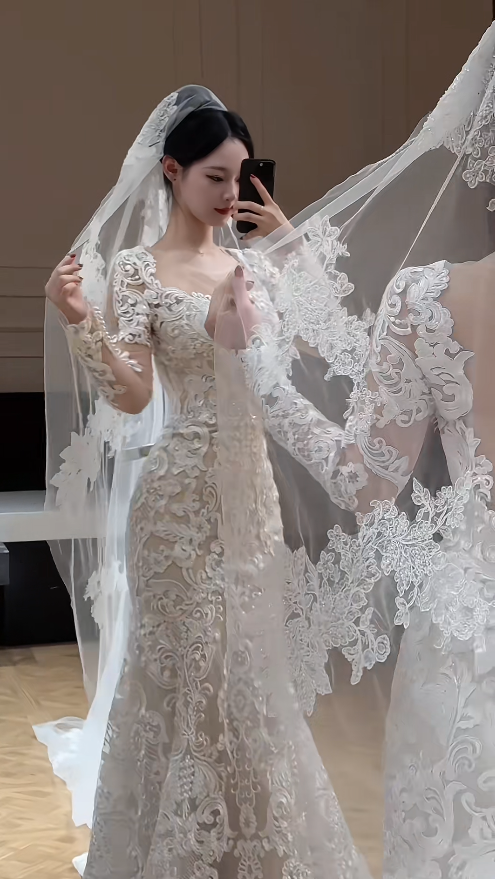 Gorgeous Sweetheart Mermaid Long Weddng Dresses Tulle Appliques White Bridal Gowns Long Sleeves Bridal Dresses ED05571