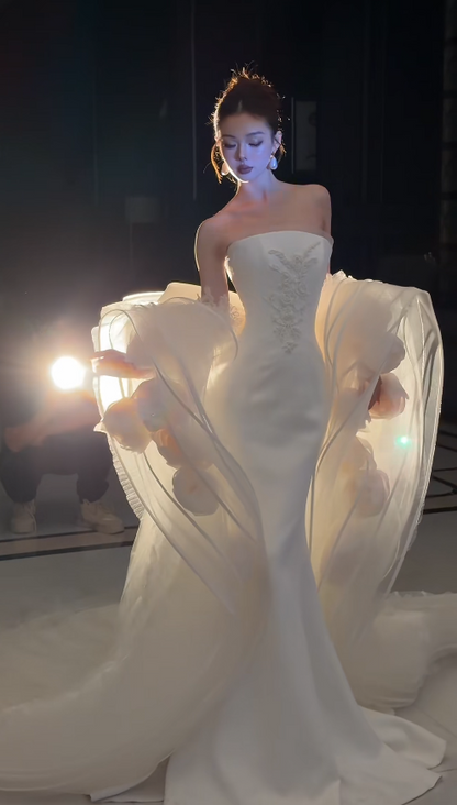 Simple Strapless Mermaid Long Weddng Dresses Satin White Bridal Gowns Sleeveless Bridal Dresses ED05573