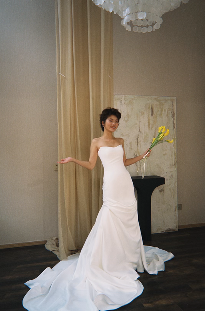 Simple Strapless Sheath Long Weddng Dresses Satin White Bridal Gowns Sleeveless Bridal Dresses ED05575
