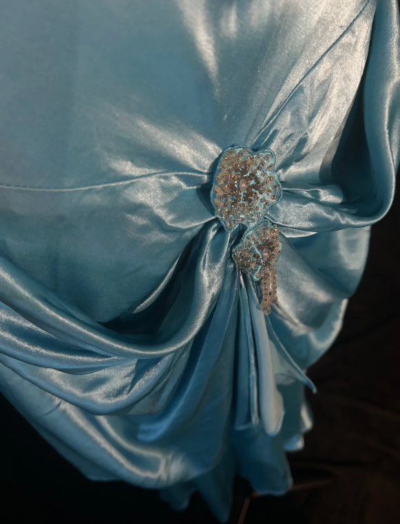 Chic Halter Sheath Short  Prom Dresses Satin Blue Evening Gowns Sleeveless Formal Dresses ED05577