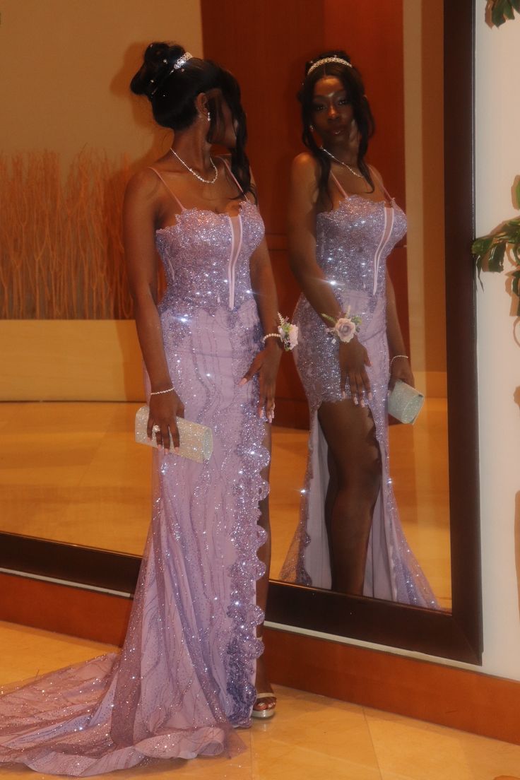 Chic Strapless Sheath Long  Prom Dresses Tulle Sequins Purple Evening Gowns Sleeveless Formal Dresses ED05582