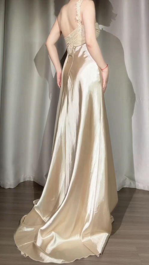 Chic One-shoulder Sheath Long Prom Dresses Satin Light Champagne Evening Gowns Backless Formal Dresses ED05591