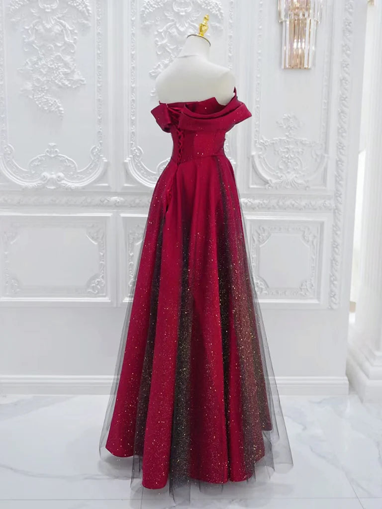 Robe de bal longue en satin et tulle bordeaux, coupe trapèze, épaules dénudées, ED056
