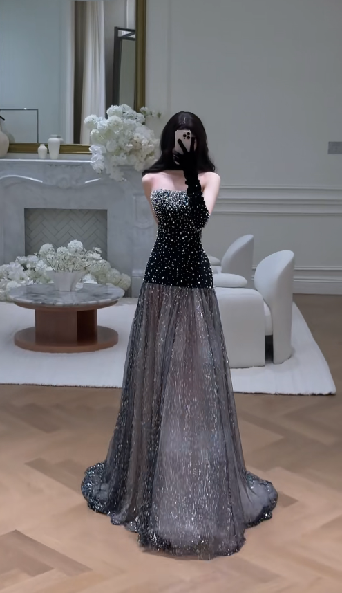 Gorgeous Strapless Sheath Long Prom Dresses beaded Tulle Black Evening Dresses Sleeveless Black Birthday Dresses ED05631