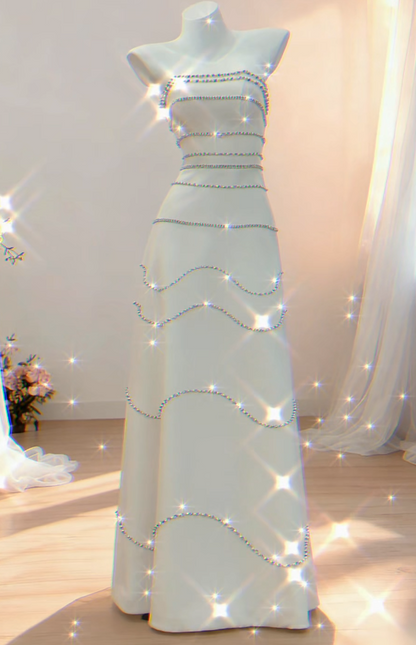 Elegant Strapless Sheath Long Prom Dresses Satin Beaded White Evening Gowns Sleeveless White Christmas Dresses ED05690