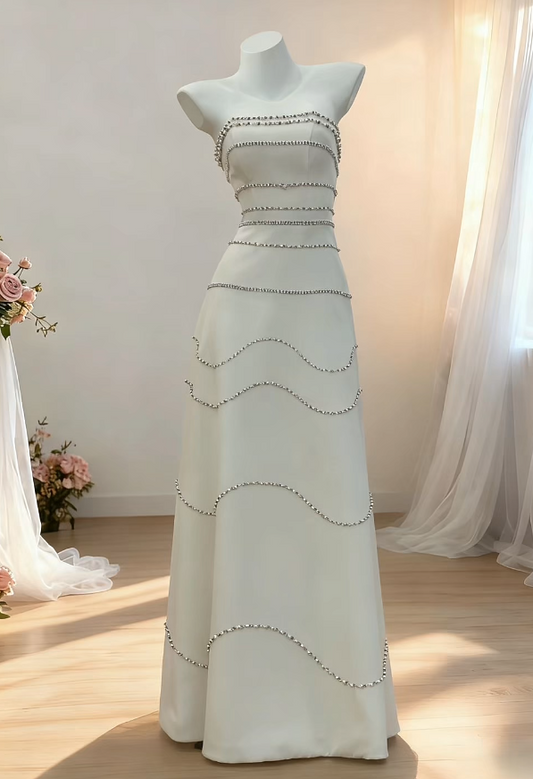 Elegant Strapless Sheath Long Prom Dresses Satin Beaded White Evening Gowns Sleeveless White Christmas Dresses ED05690