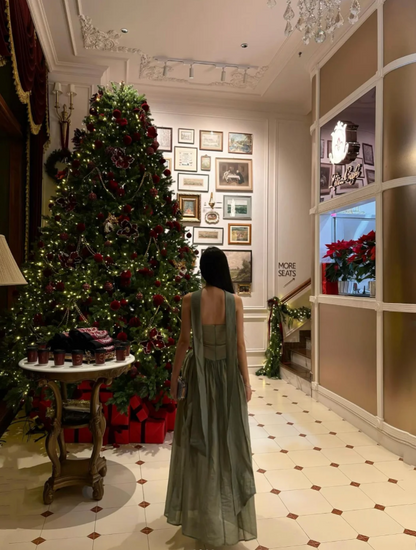 Elegant Strapless Sheath Long Prom Dresses Chiffon Green Evening Gowns Sleeveless Green Christmas Dresses ED05691