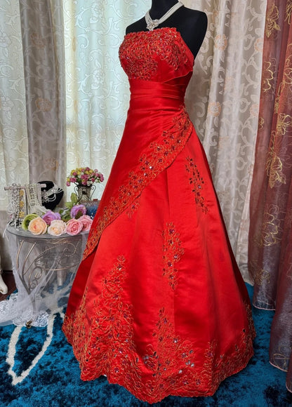 Gorgeous Red A-Line  Long Prom Dresses Strapless Satin Evening Gowns Sleeveless Birthday Dresses ED05717