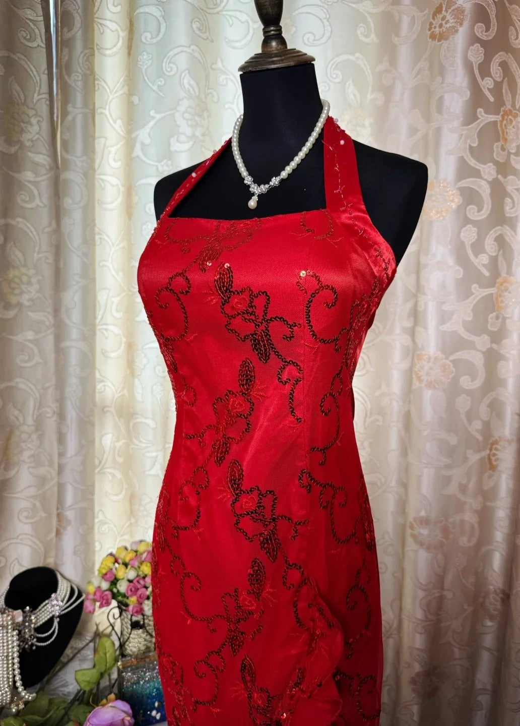 Chic Halter Sheath Long Prom Dresses Beaded Chiffon Lilac Evening Dresses Sleeveless Lilac Christmas Dresses EP05666