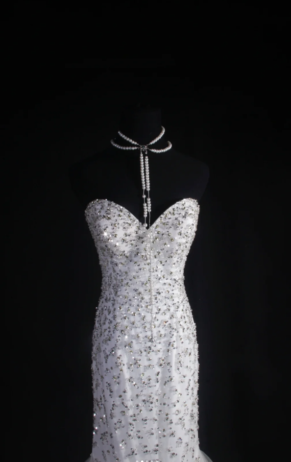 Elegant White Mermaid Long Prom Dresses Sweetheart Evening Dresses Tulle Sleeveless Formal Dresses ED05721