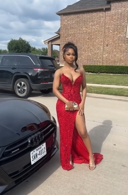 Gorgeous Red Sheath Long Prom Dresses with Slit Tulle Beaded Sweetheart Evening Dresses Sleeveless Formal Dresses ED05729