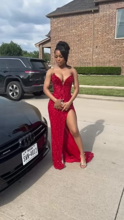 Gorgeous Red Sheath Long Prom Dresses with Slit Tulle Beaded Sweetheart Evening Dresses Sleeveless Formal Dresses ED05729