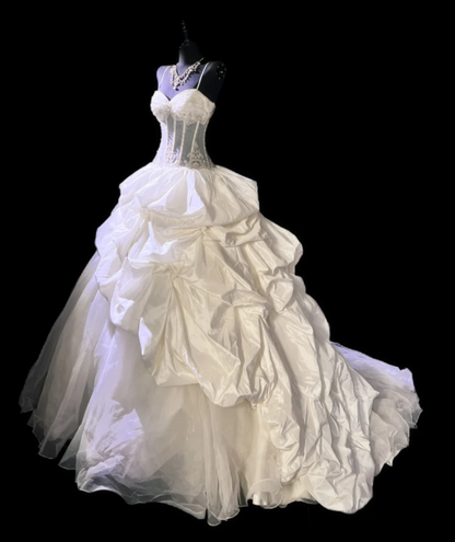 Elegant White  A-Line Long Wedding Dresses Tulle Satin Spaghetti Strapless Bridal Dresses Sleeveless Bridal Gowns ED05741
