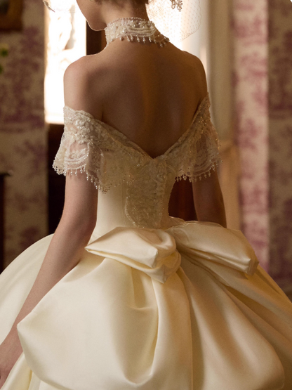 Elegant Ball Gown White Long Wedding Dresses Satin Off-shoulder Bridal Dresses Short Sleeves Bridal Gowns ED05742