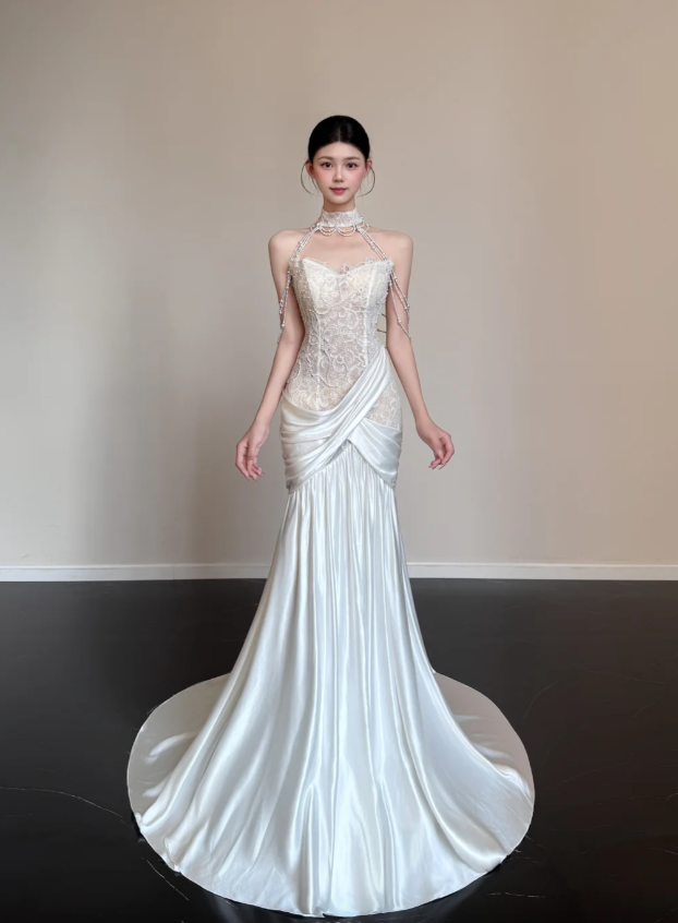 Elegant Mermaid White Long Wedding Dresses Satin Strapless Bridal Dresses Sleeveless Bridal Gowns ED05744