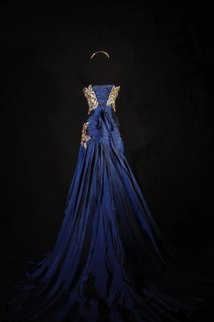 Glam Sheath Navy Blue Long Prom Dresses Satin Appliques Strapless Evening Dresses Sleeveless Christmas Dresses ED05745