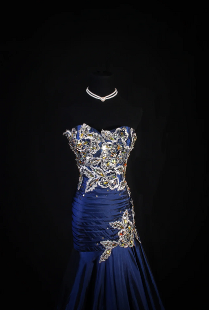Glam Sheath Navy Blue Long Prom Dresses Satin Appliques Strapless Evening Dresses Sleeveless Christmas Dresses ED05745
