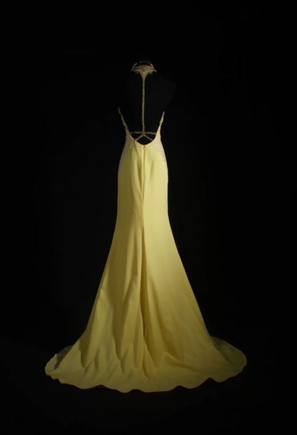 Glam Sheath Yellow Long Prom Dresses Satin Beaded Halter Evening Dresses Sleeveless Birthday Dresses ED05753