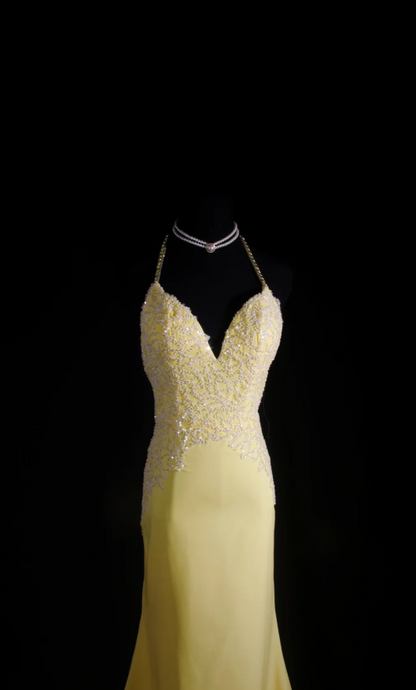 Glam Sheath Yellow Long Prom Dresses Satin Beaded Halter Evening Dresses Sleeveless Birthday Dresses ED05753
