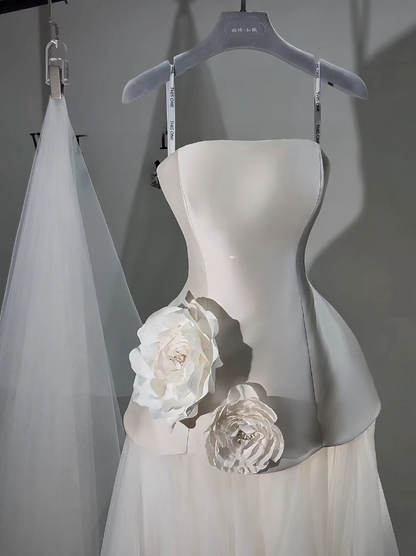 Luxury Strapless A-Line Long Wedding Dresses Tulle Satin White Bridal Gowns Sleeveless Bridal Dresses ED05769