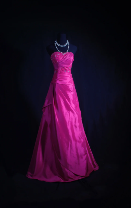 Vintage Fuchsia A-Line Long Prom Dresses Satin Strapless Evening Dresses Sleeveless Formal Dresses ED05791