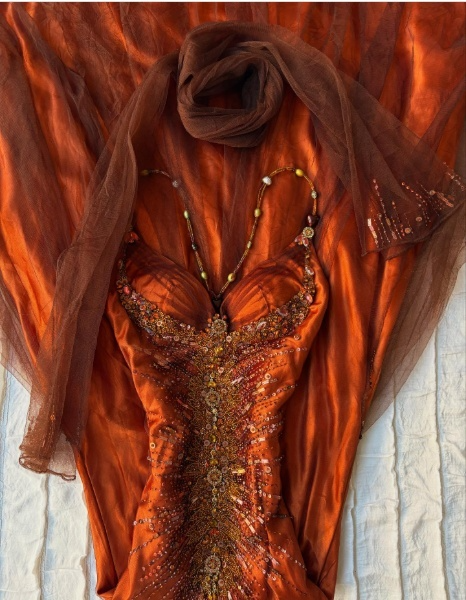 Wunderschönes dunkelolivgrünes herzförmiger Ausschnitt A-Linie Satin Tüll Kurzes Ballkleid Homecoming-Kleid ED02575