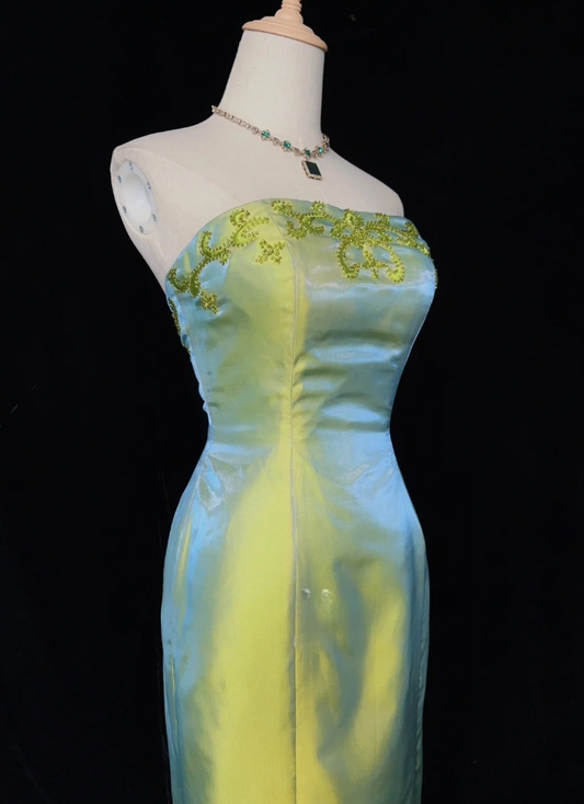 Retro Green Mermaid Long Prom Dresses Satin Strapless Evening Gowns Sleeveless Formal Dresses ED05827