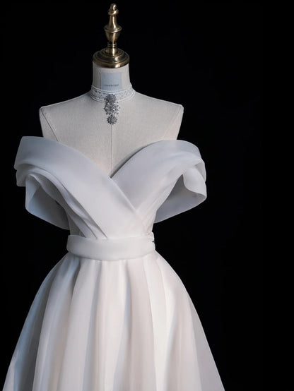 Timeless  A-Line Long Wedding Dresses Tulle Off-shoulder White Bridal Gowns Sleeveless Bridal Dresses ED05839