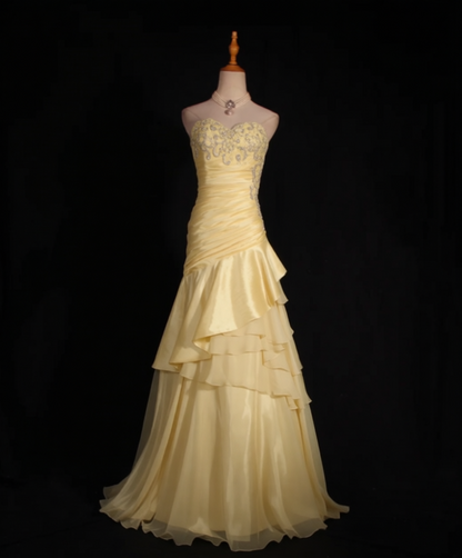 Wunderschönes dunkelolivgrünes herzförmiger Ausschnitt A-Linie Satin Tüll Kurzes Ballkleid Homecoming-Kleid ED02575