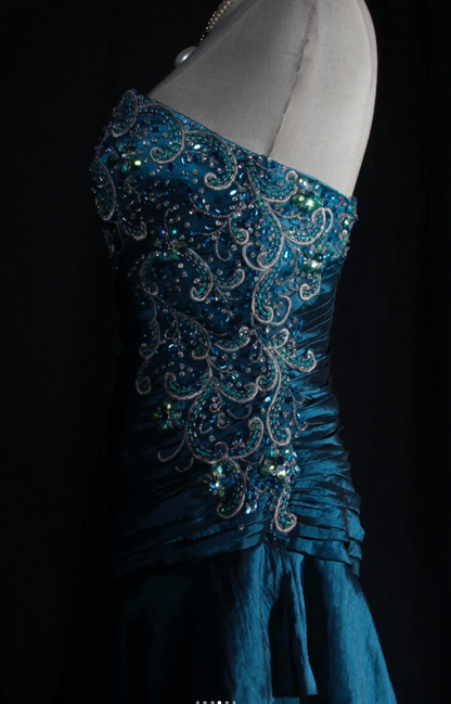 Wunderschönes dunkelolivgrünes herzförmiger Ausschnitt A-Linie Satin Tüll Kurzes Ballkleid Homecoming-Kleid ED02575