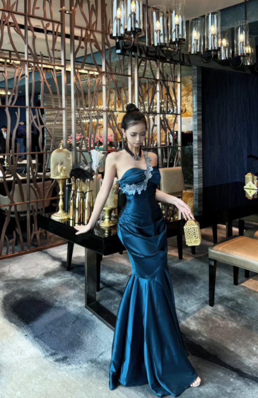 Retro Teal Mermaid Long Prom Dresses Satin One-shoulder Evening  Gowns ED05859