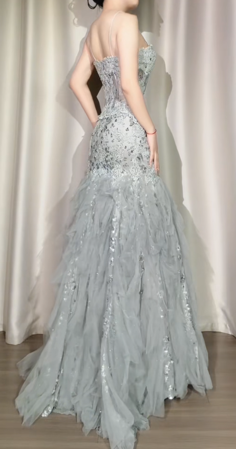Elegant Light Gray Mermaid Long Prom Dresses Tulle Applique Spaghetti Straps Evening Dresses Sleeveless Formal Dresses ED05862