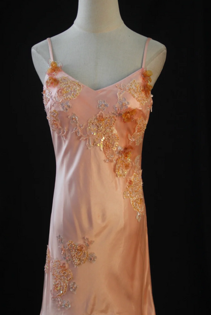 Chic Pink Sheath Long Prom Dresses Satin Appliques Spaghetti Straps Evening Dresses Sleeveless Formal Dresses ED05865