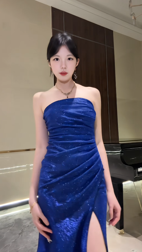 Chic Royal Blue Sheath Long Prom Dresses Glitter Satin Strapless Evening Dresses Sleeveless Formal Dresses with Slits ED05870