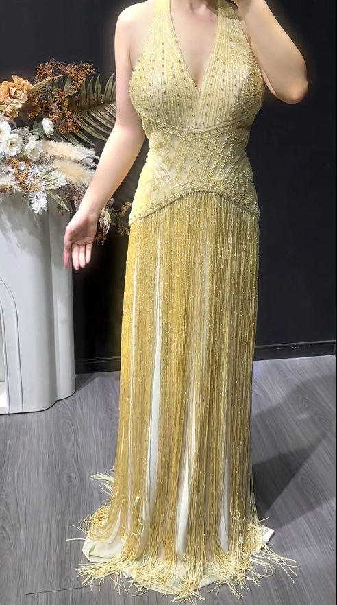 Glam Yellow A-Line Long Prom Dresses Tassle Beaded V-neck Evening Dresses Sleeveless Formal Dresses ED05876