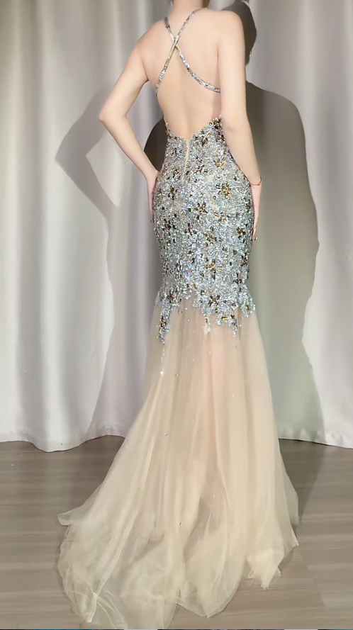 Elegant Mermaid Long Prom Dresses Tulle Sequins Halter Evening Dresses Sleeveless Formal Dresses ED05881