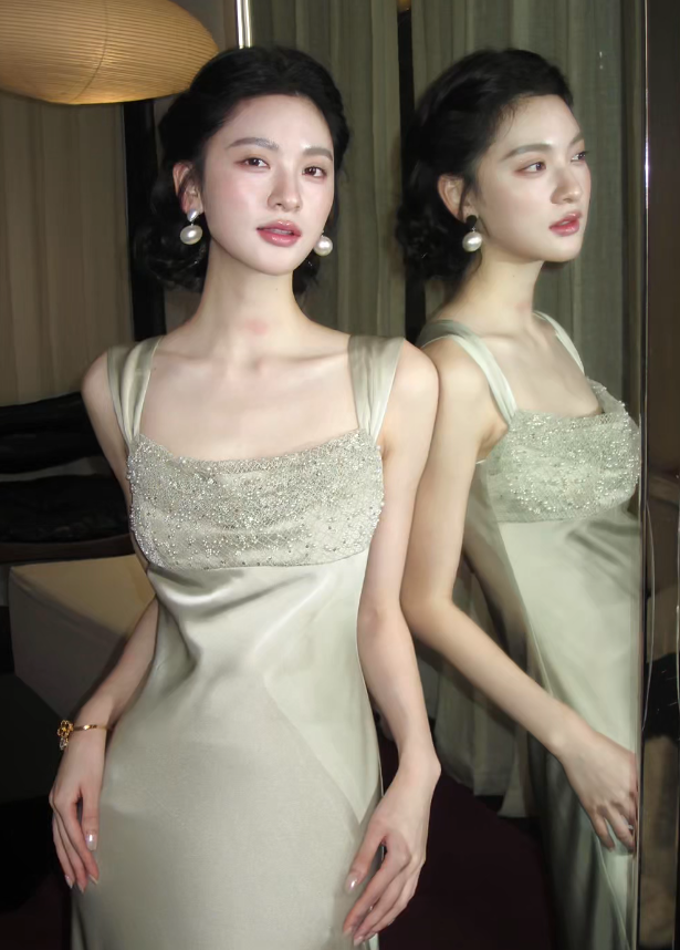 Gorgeous Green Sheath Long Prom Dresses Satin Straps Birthday Dresses Sleeveless Evening Dresses ED05903