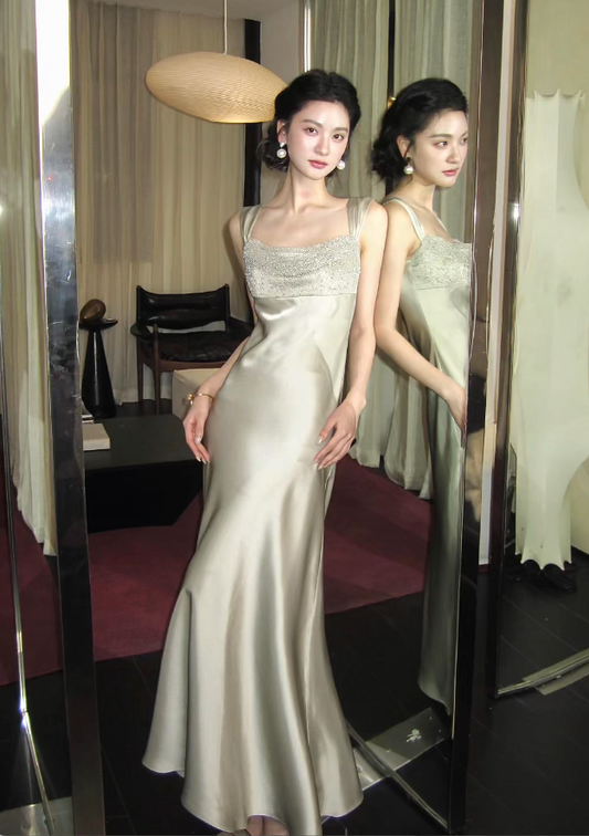 Gorgeous Green Sheath Long Prom Dresses Satin Straps Birthday Dresses Sleeveless Evening Dresses ED05903