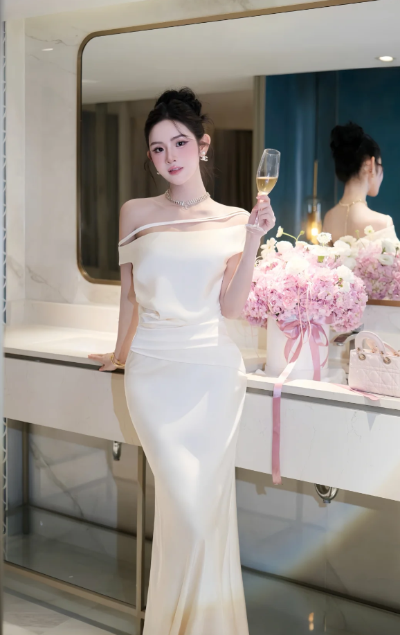 Simple Off-shoulder Sheath White Bridesmaid Dresses Satin Sleeveless Long Evening Dresses  ED05905