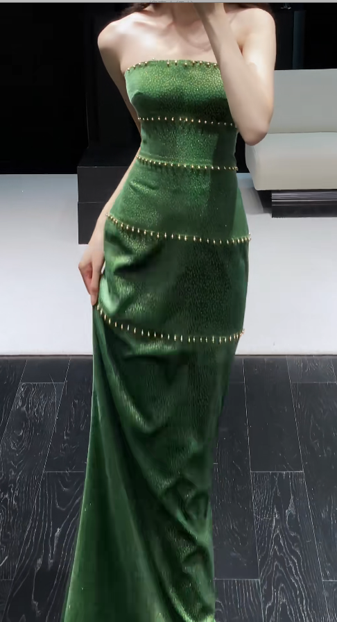 Simple Strapless Sheath Green Long Prom Dresses Satin Sleeveless Evening Dresses Sleeveless Birthday Dresses ED05908