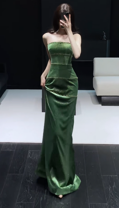 Simple Strapless Sheath Green Long Prom Dresses Satin Sleeveless Evening Dresses Sleeveless Birthday Dresses ED05908