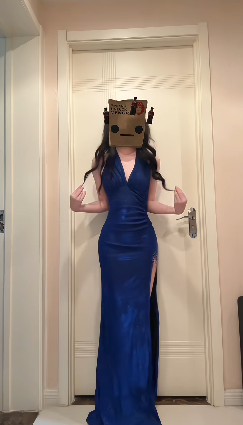 Chic Sheath Navy Blue Long Prom Dresses Satin V-Neck Evening Dresses Sleeveless Birthday Dresses ED05918