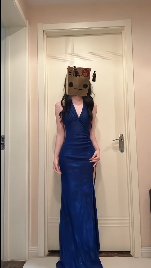 Chic Sheath Navy Blue Long Prom Dresses Satin V-Neck Evening Dresses Sleeveless Birthday Dresses ED05918